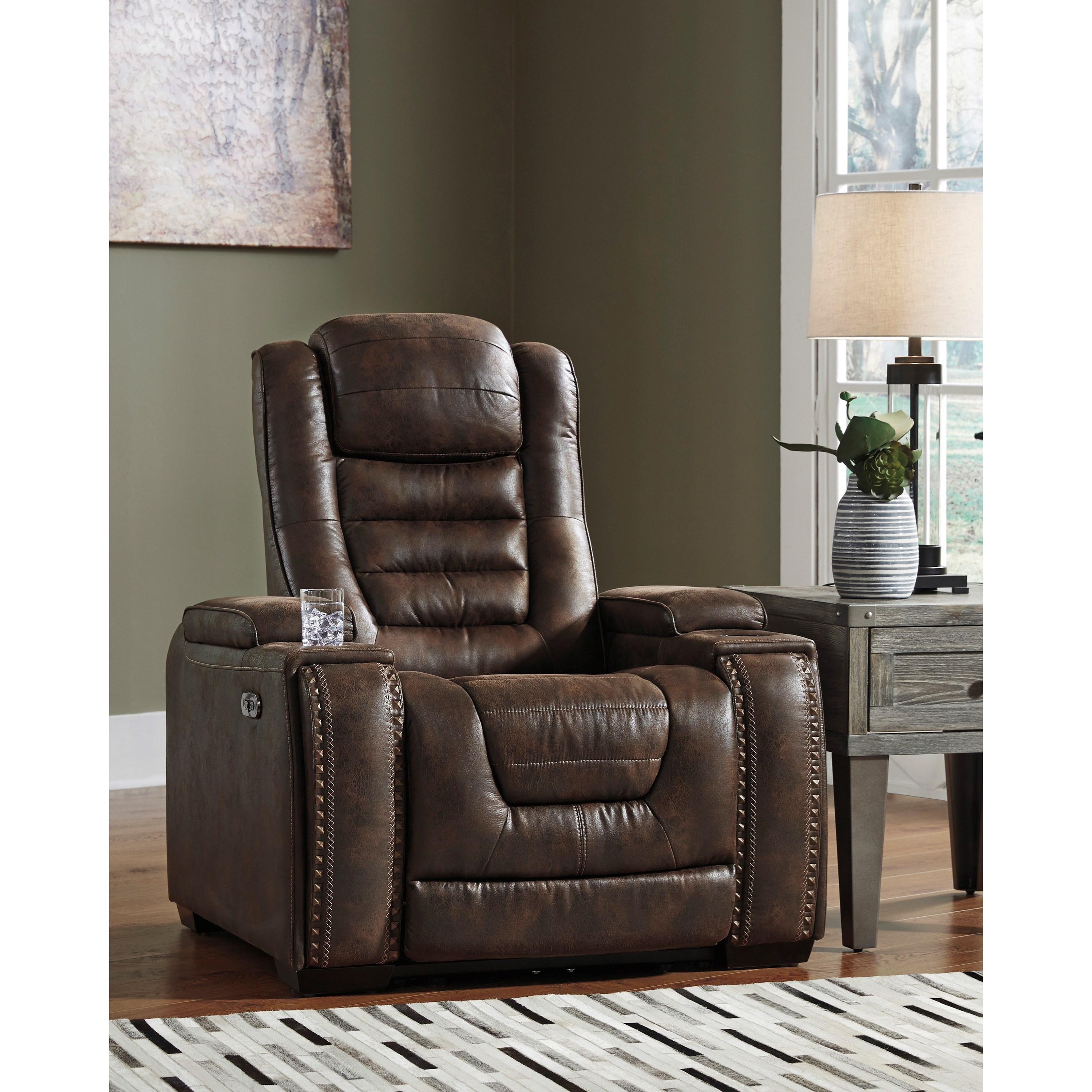 Game zone outlet power recliner